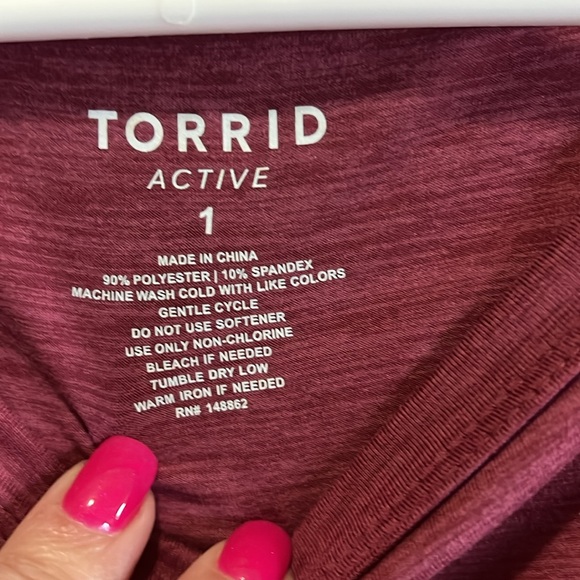 Torrid Active size 1 mauve top with side rushing - Picture 4 of 5